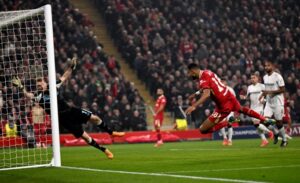 لاعب ليفربول