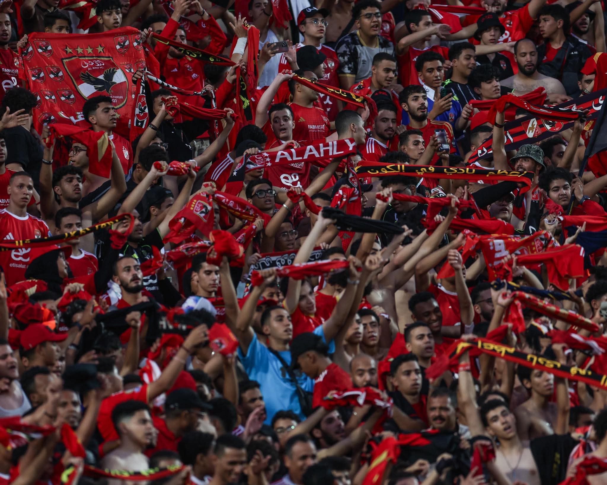 مفاجآت الميركاتو الشتوي.. الأهلي يطارد مهاجم إفريقي وآخر فلسطيني بأوامر من عبدالحفيظ