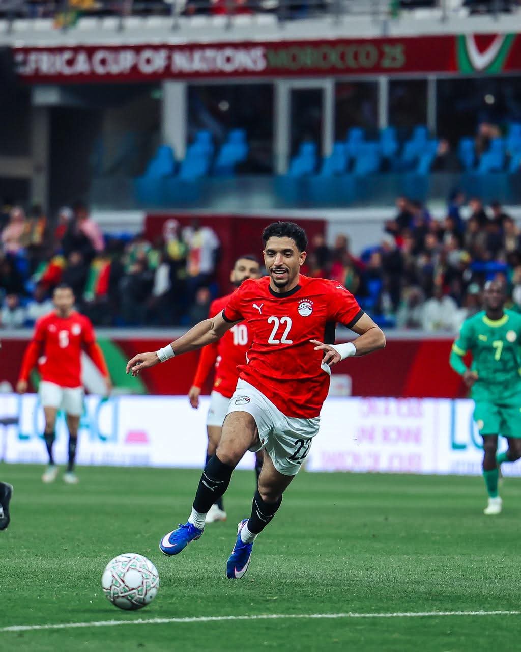 مفاجأة مدوية في البريميرليج.. نادٍ كبير يتحرك لضم مرموش